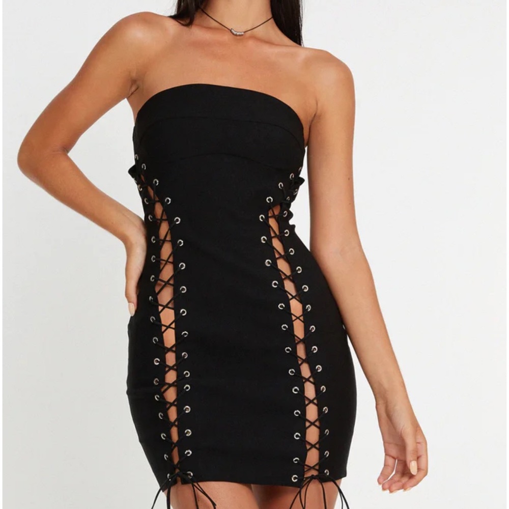 Motel Rocks Black Strapless Lace-Up Dress